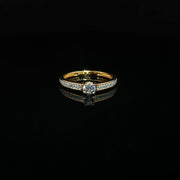 Timeless sparkle, perfected in 22K gold