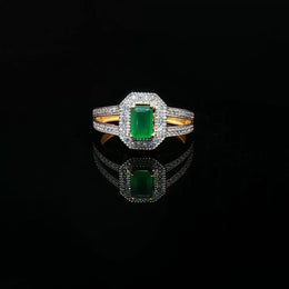 22K Yellow Gold Cocktail Ring with semi precious Princess Cut Emerald