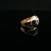 Yellow Gold Ring with Round Cut and tapered baguette American Diamonds