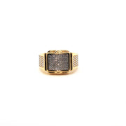 Yellow Gold Signet Ring with Brilliant Round Cut American Diamonds