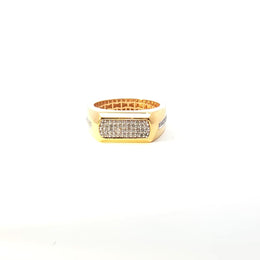 Yellow Gold Multistone Ring with Round American Diamonds