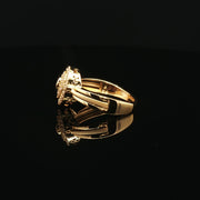 Modern Design, Timeless 22K Gold Sparkle