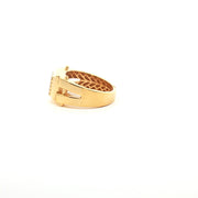 Round Cut Diamond Yellow Gold Ring