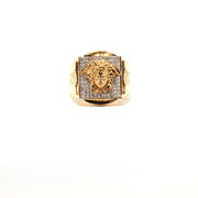 Square-Shaped Men’s Yellow Gold Ring Featuring Medusa Head Design