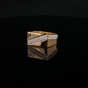 Yellow Gold Multistone Ring with Round Cut American Diamonds
